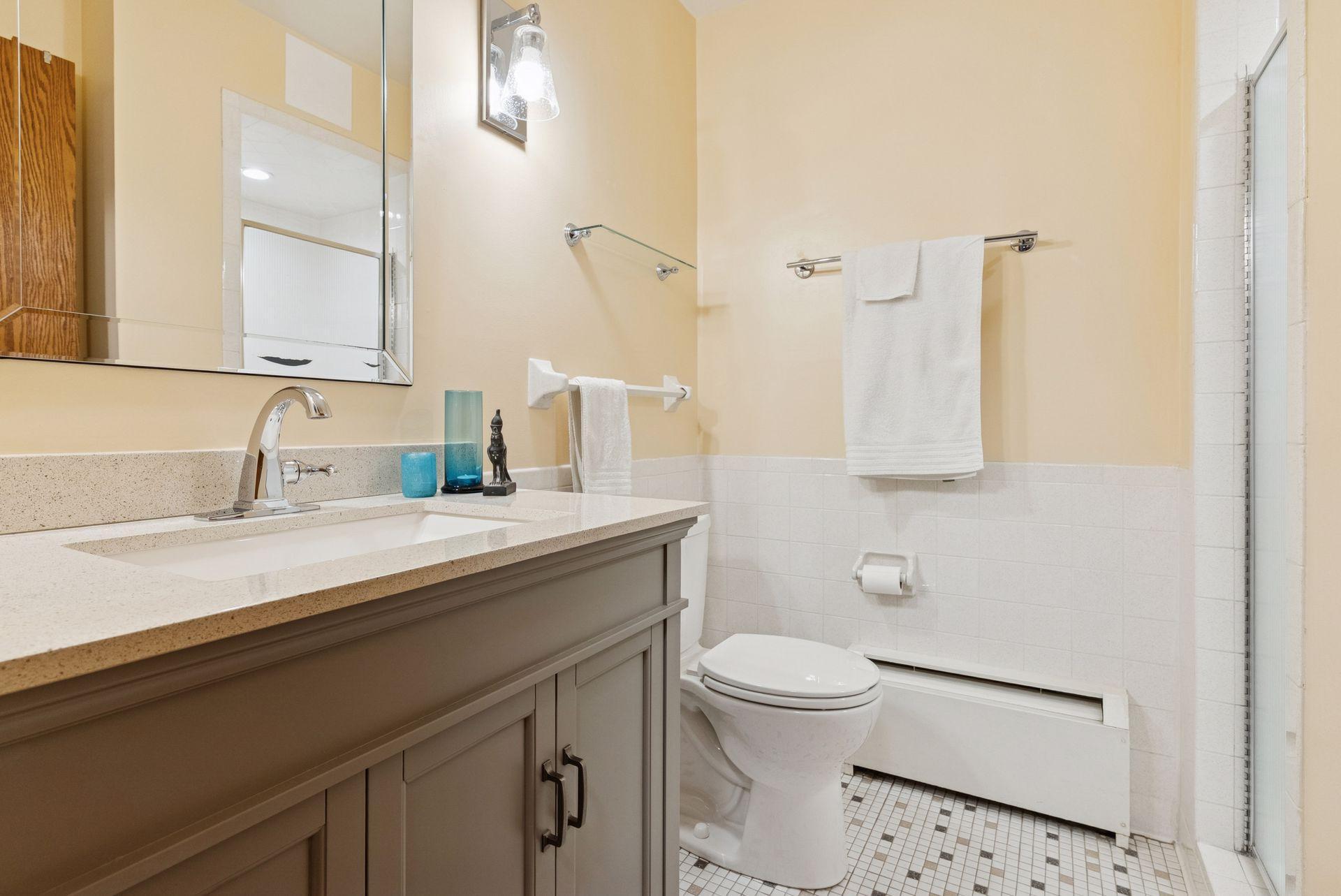 2210 Midland Grove Road, Unit 209 Roseville, MN 55113 - Photo 20 of 39