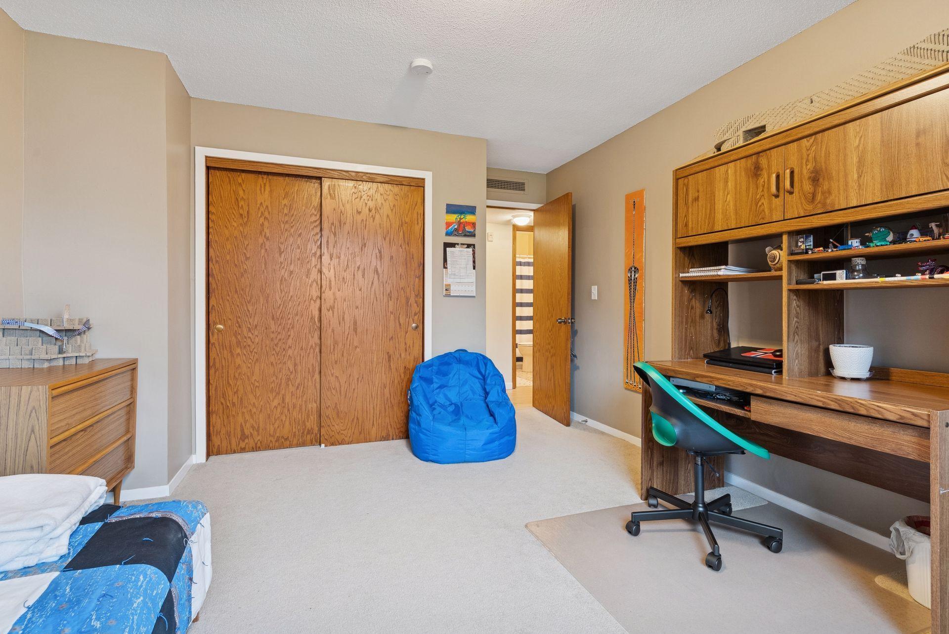 2210 Midland Grove Road, Unit 209 Roseville, MN 55113 - Photo 23 of 39