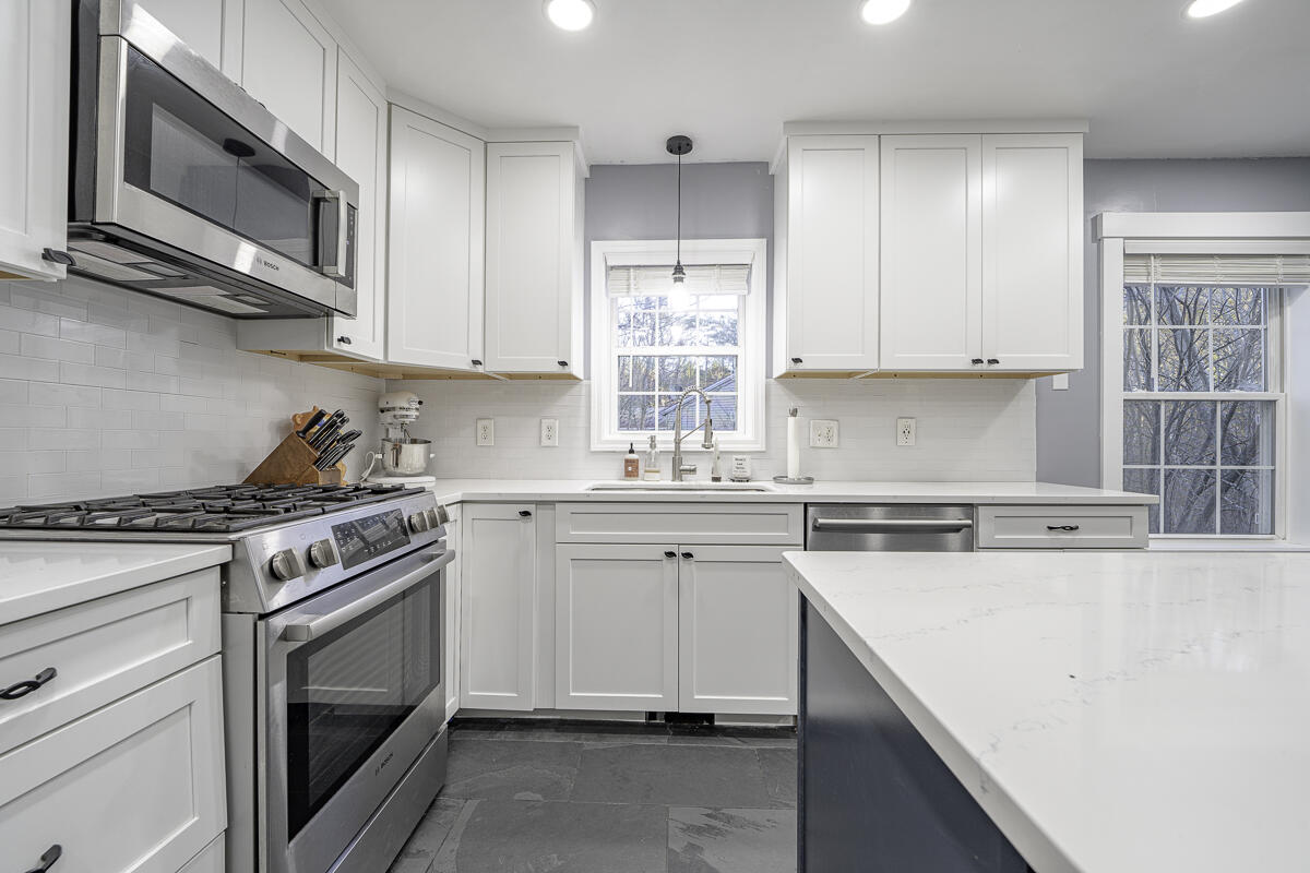705 River Road Bowdoinham, ME 04008 - Photo 13 of 52 705 River rd-40