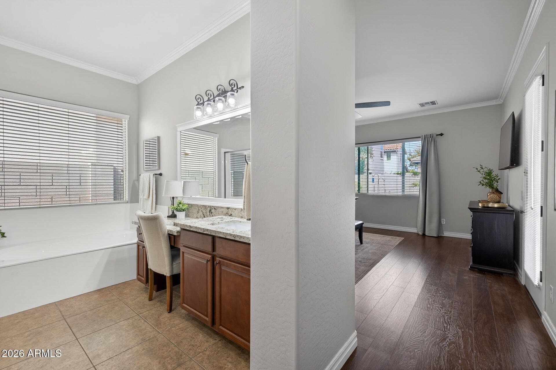 2482 East Plum Street Gilbert, AZ 85298 - Photo 27 of 64 23)PRIMARY BED