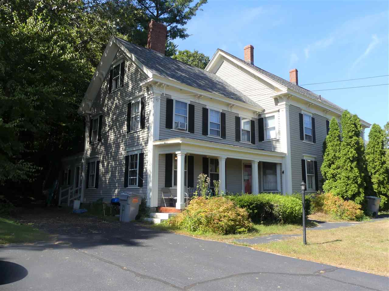 35 Mammoth Road Pelham, NH 03076 - Photo 2 of 21