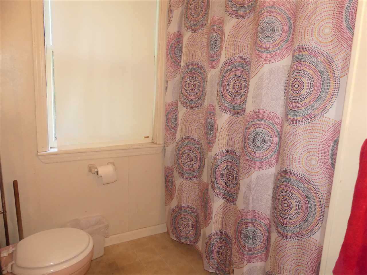 35 Mammoth Road Pelham, NH 03076 - Photo 15 of 21