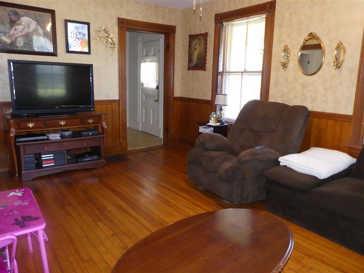 35 Mammoth Road Pelham, NH 03076 - Photo 7 of 21
