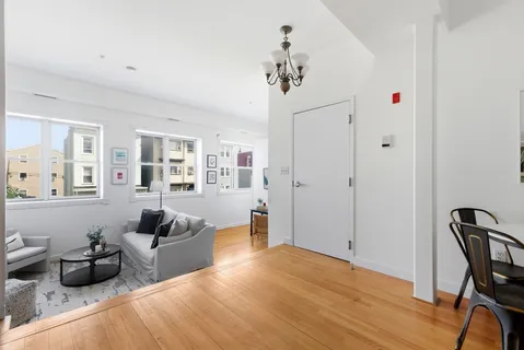 $475,000 | 156 Chelsea Street, Unit 201, Boston, MA 02128