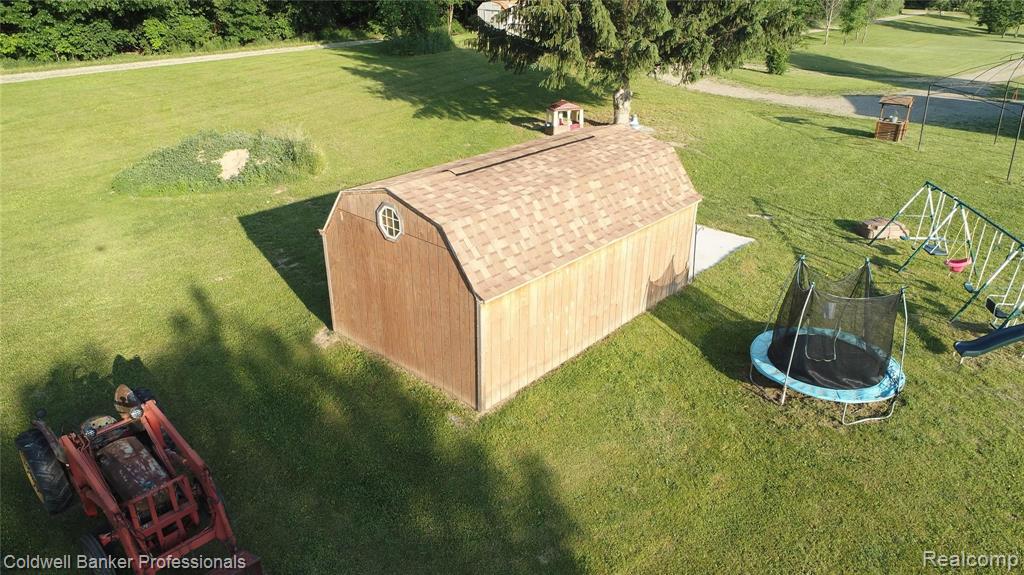 2631 Tozer Road North Branch, MI 48461 - Photo 9 of 45 Gallery Image 9