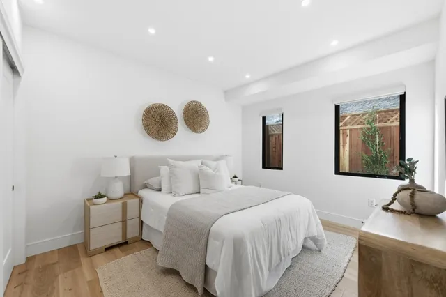 a picture of city view