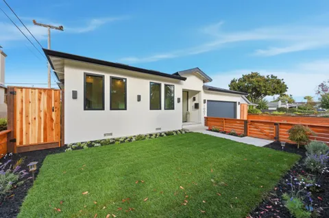 a front view of house with yard