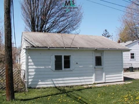 11354 Jackson Warren, MI 48089 - Photo 3 of 9 136395-2.JPG