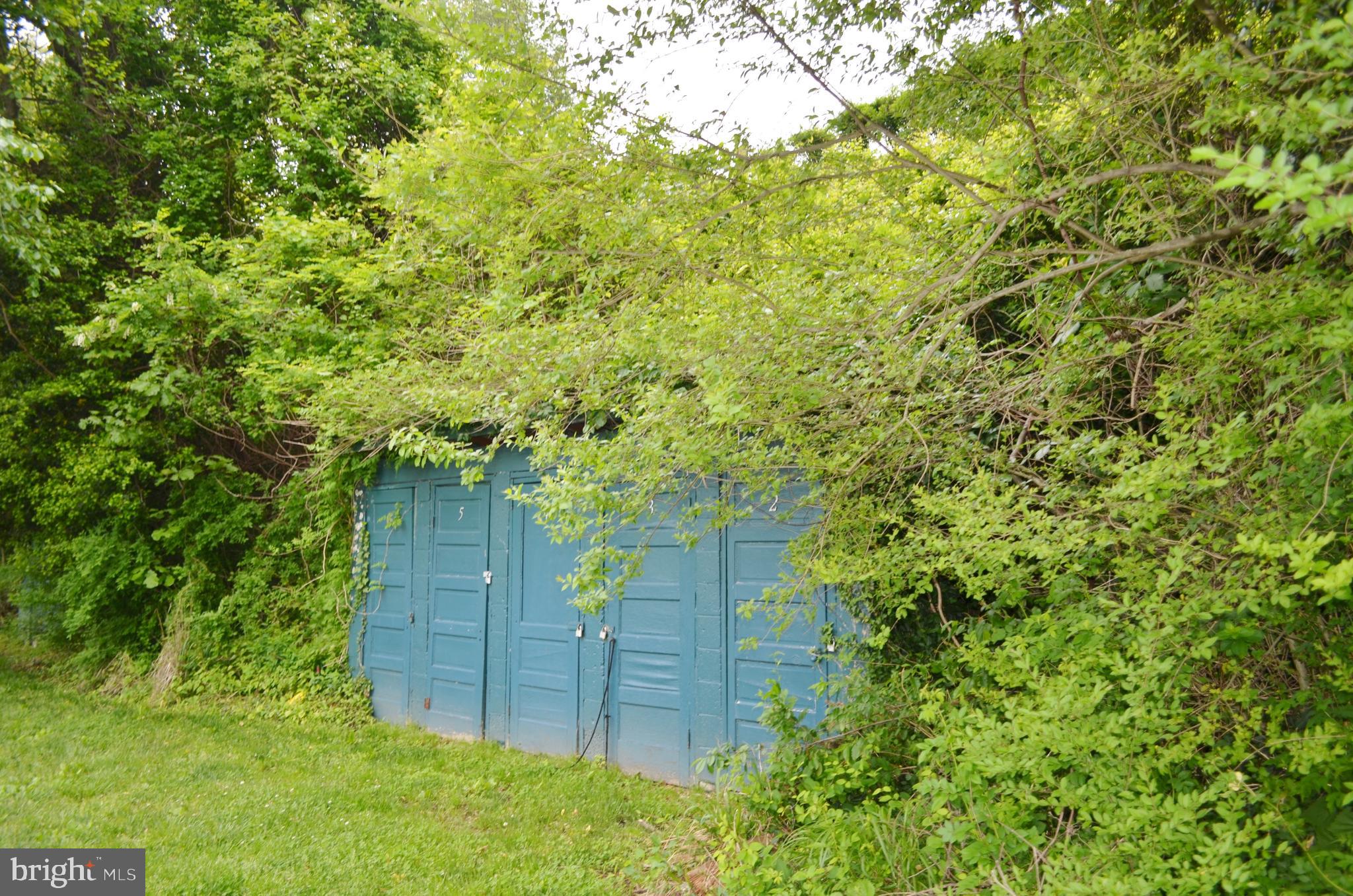 1458 Grandview Road Arnold, MD 21012 - Photo 29 of 33 Community Boat Storage Lockers