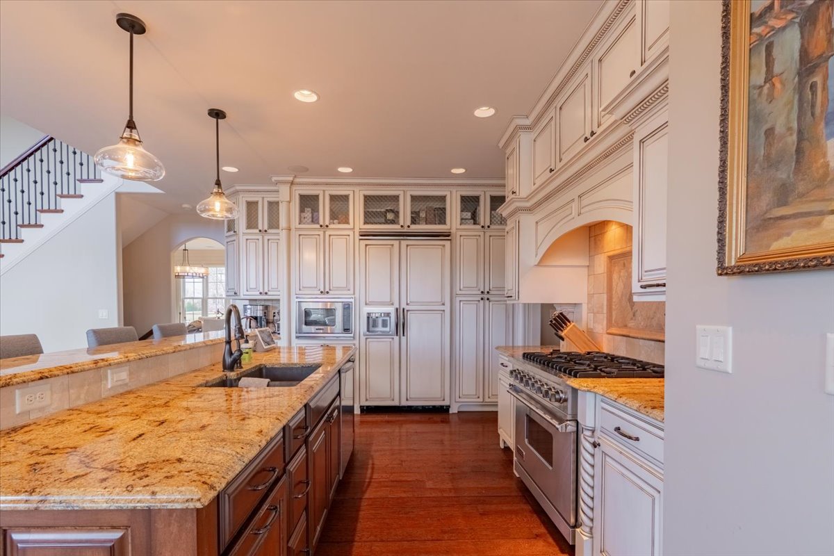 19863 Jared Drive Bloomington, IL 61705 - Photo 14 of 68