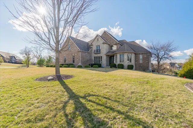 $897,500 | 19863 Jared Drive, Bloomington, IL 61705