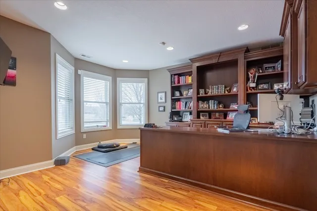 $897,500 | 19863 Jared Drive, Bloomington, IL 61705