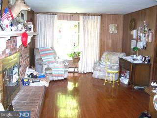 848 Roberts Road Bensalem, PA 19020 - Photo 2 of 6 Gallery Image 2