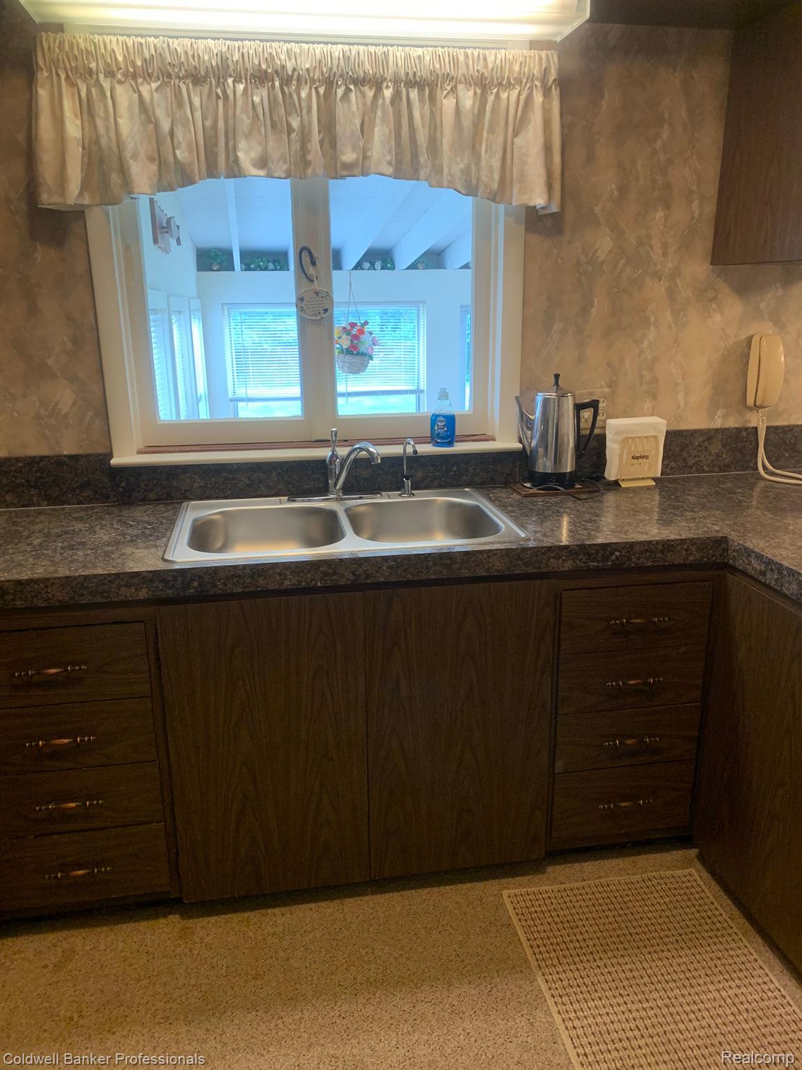 140 Davis Lake Road Lapeer, MI 48446 - Photo 10 of 30 Gallery Image 10