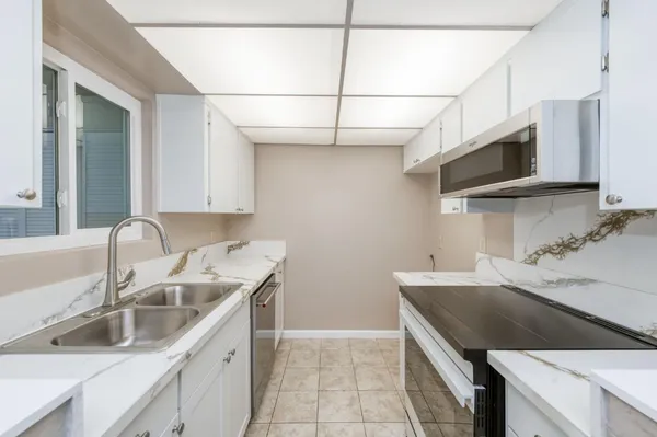 $214,500 | 5118 East Ashlan Avenue, Unit 102, Fresno, CA 93727