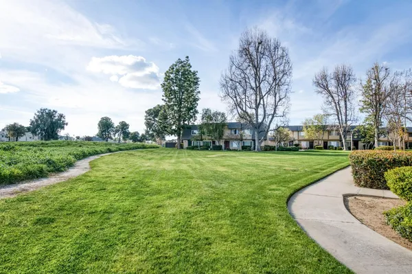 $214,500 | 5118 East Ashlan Avenue, Unit 102, Fresno, CA 93727