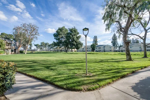 $214,500 | 5118 East Ashlan Avenue, Unit 102, Fresno, CA 93727