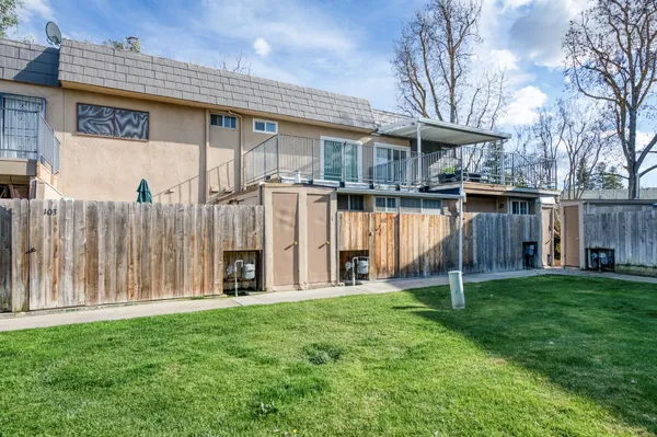 $214,500 | 5118 East Ashlan Avenue, Unit 102, Fresno, CA 93727