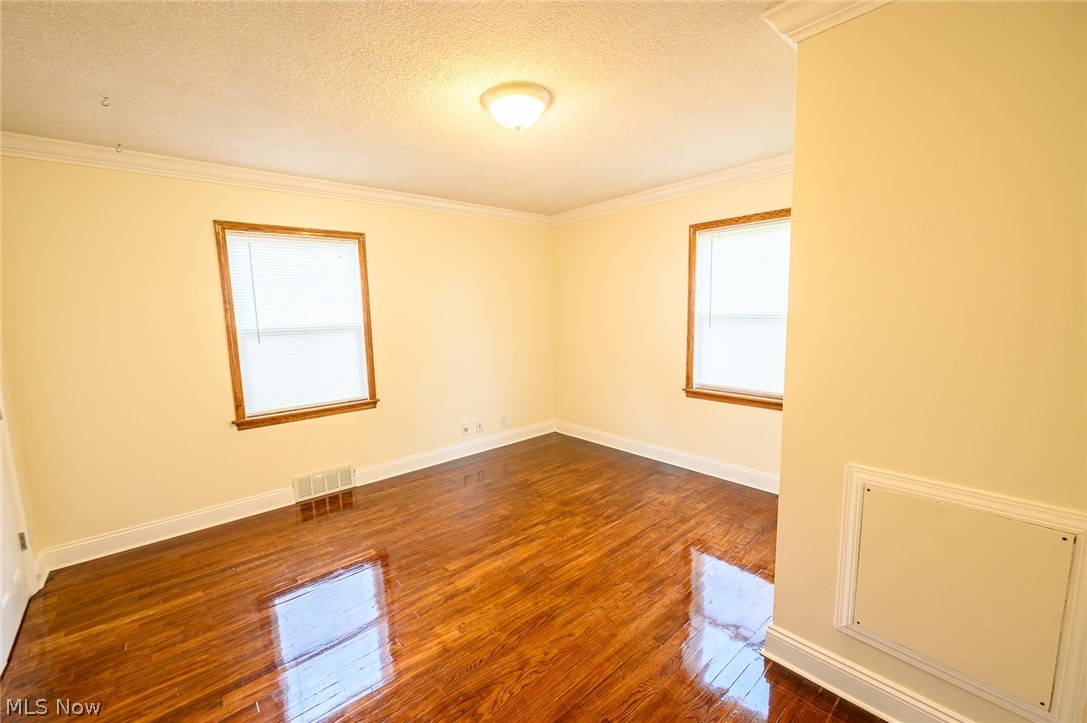 4972 South Sedgewick Road Cleveland, OH 44124 - Photo 15 of 34 Gallery Image 15