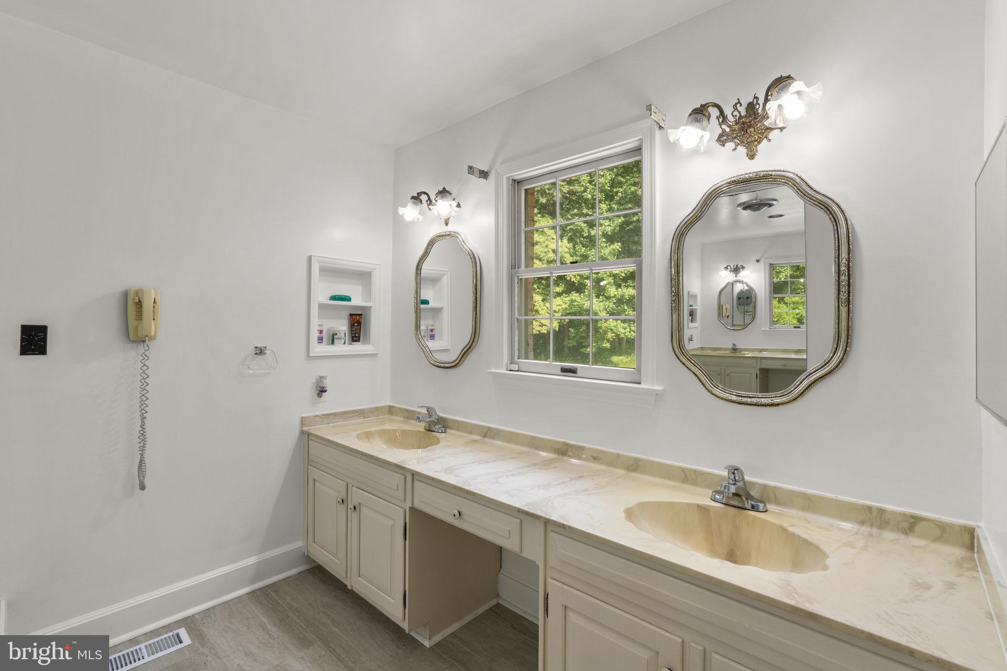 300 Stonehurst Road Phoenix, MD 21131 - Photo 30 of 80 Gallery Image 30