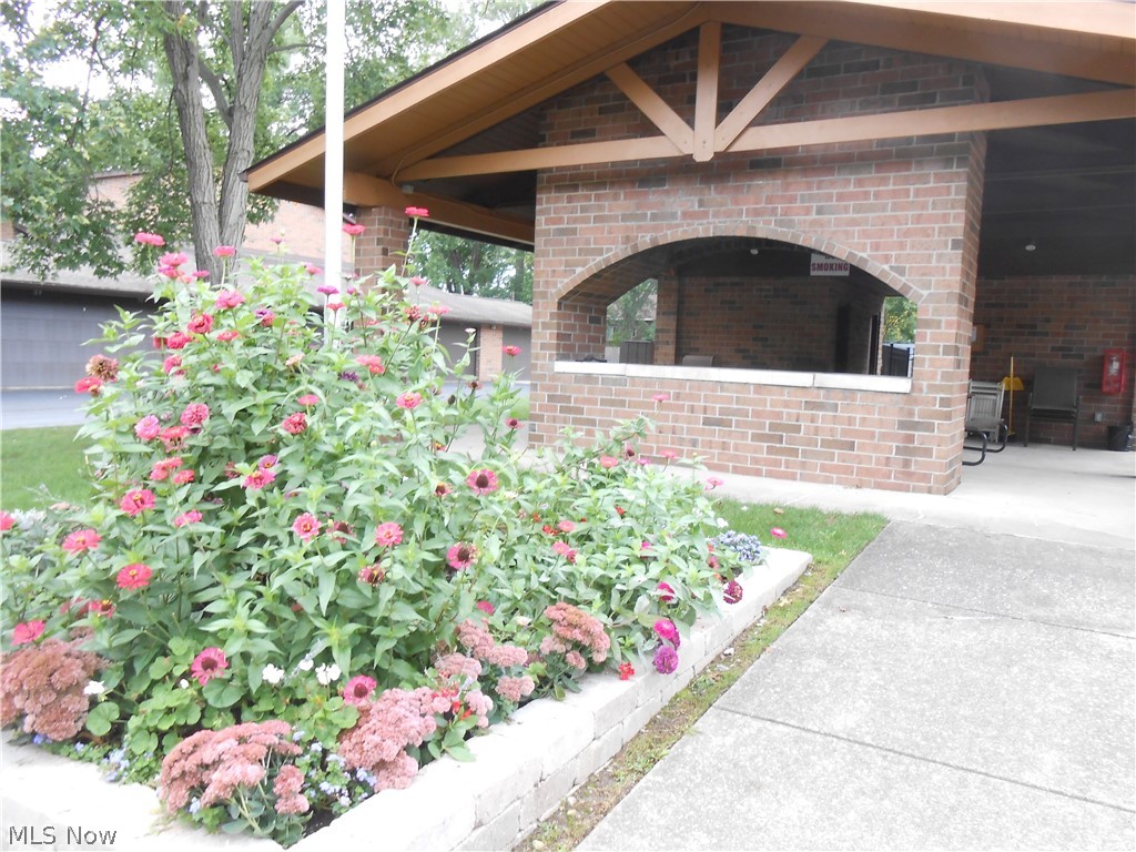 22962 Maple Ridge Road, Unit 101 North Olmsted, OH 44070 - Photo 22 of 22 Gallery Image 22