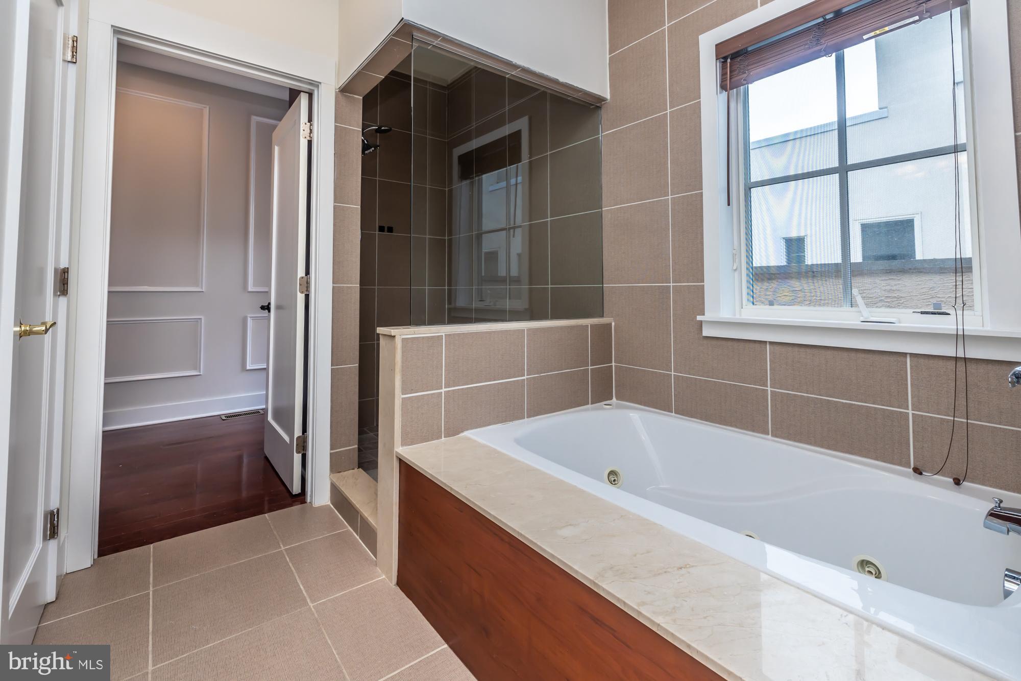 119 Federal Street Philadelphia, PA 19147 - Photo 33 of 51 Primary Bath