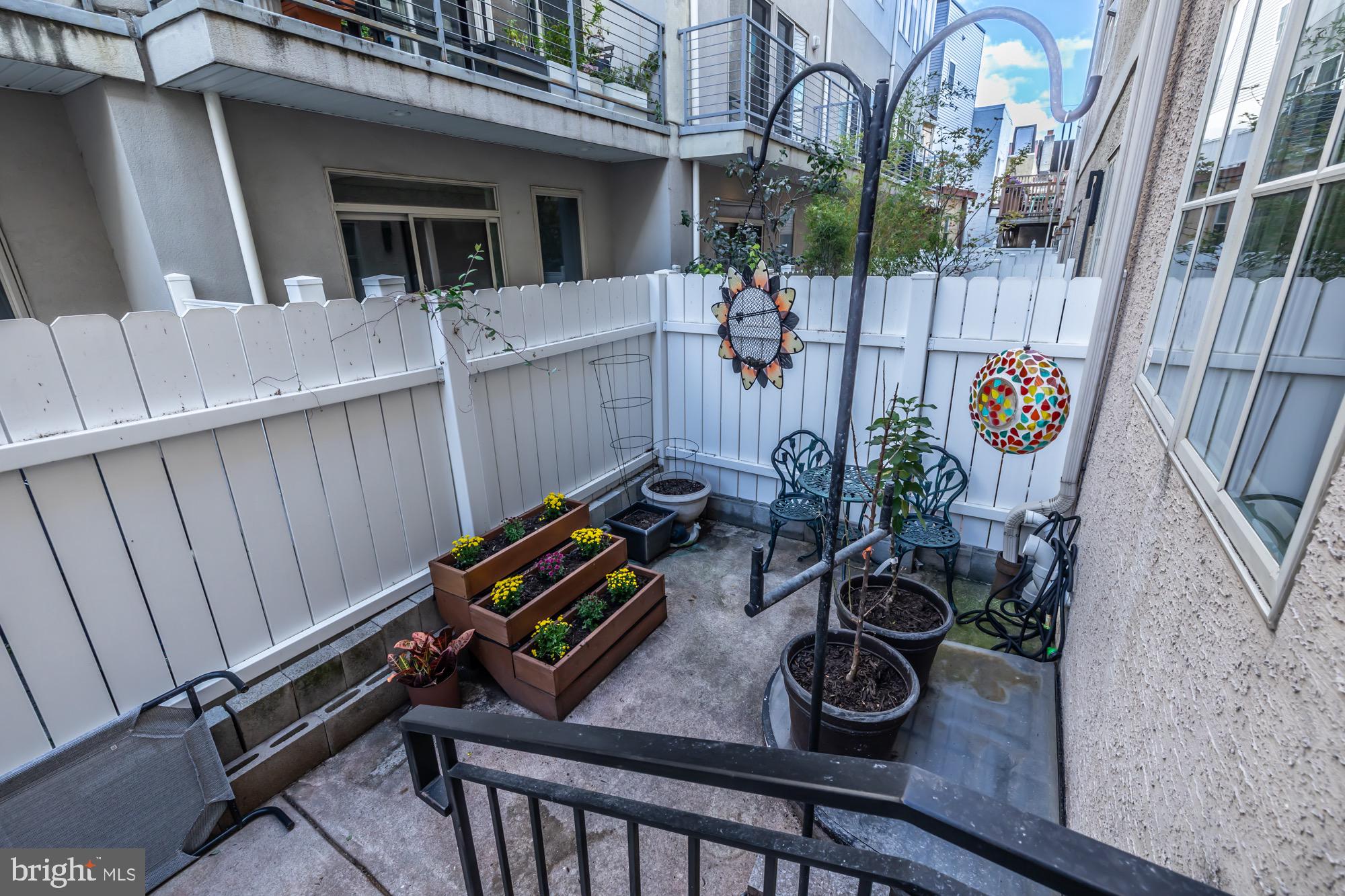 119 Federal Street Philadelphia, PA 19147 - Photo 46 of 51 Charming urban garden retreat awaits you.