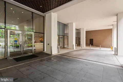 $495,000 | 4620 North Park Avenue, Unit 305W, Chevy Chase, MD 20815