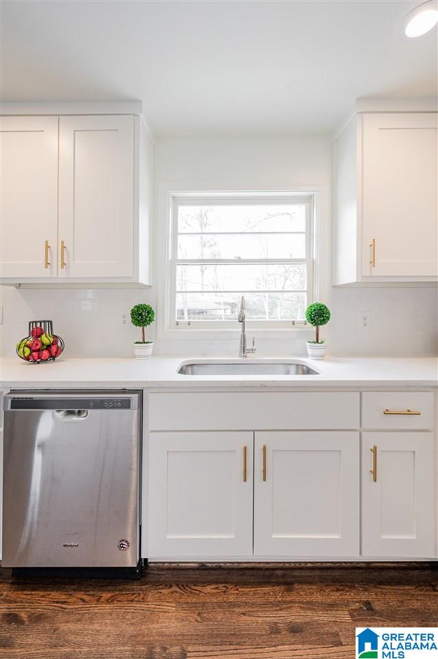 956 Oak Grove Road Birmingham, AL 35209 - Photo 17 of 47