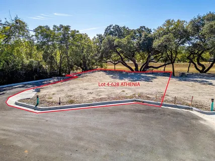 $529,500 | 628 Athenia Drive, Fort Worth, TX 76114