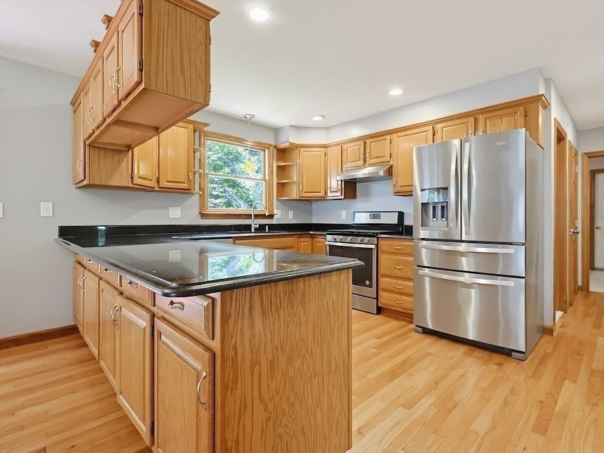 88 Andrews Road Marlborough, MA 01752 - Photo 7 of 25