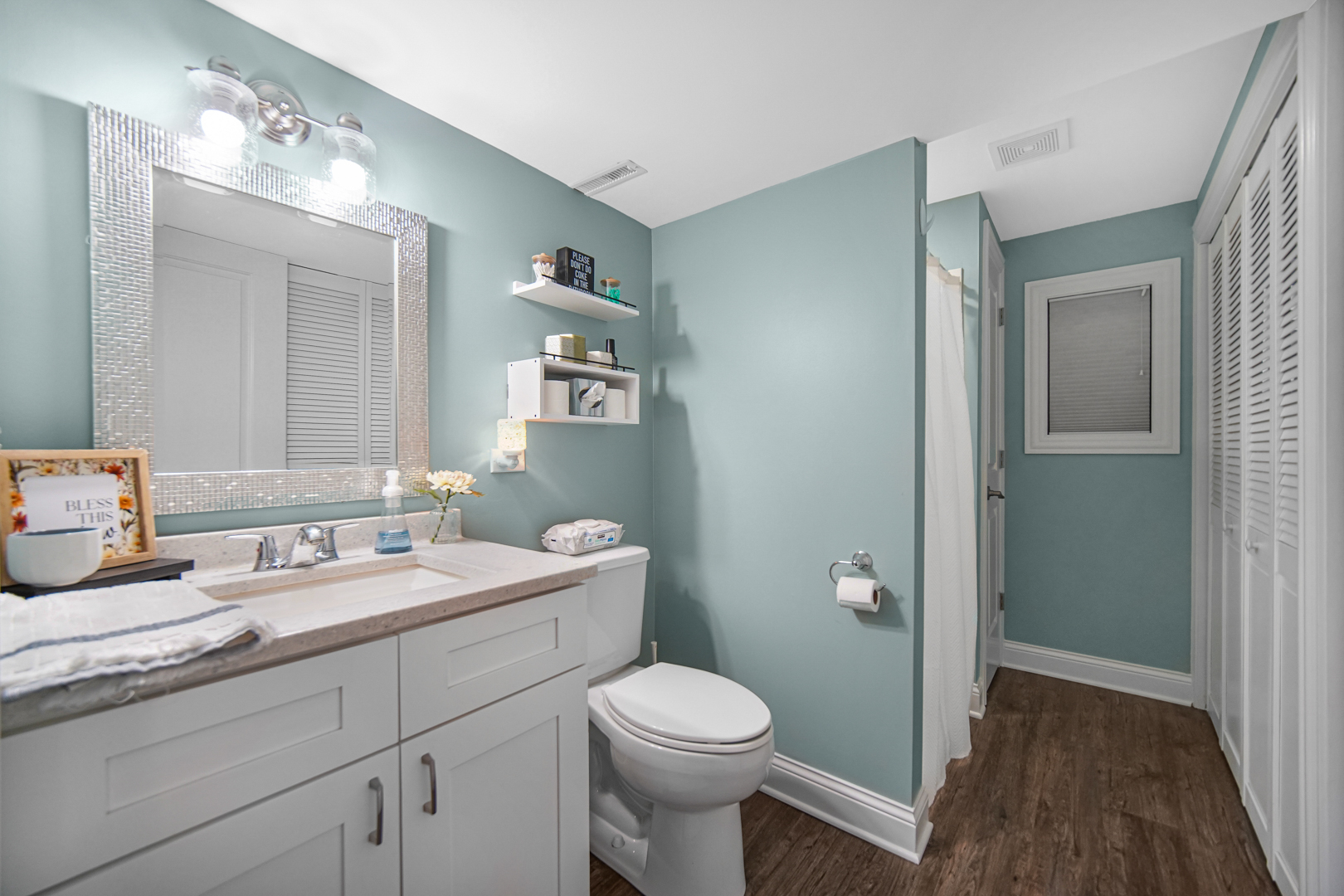 235 Roberts Road New Lenox, IL 60451 - Photo 14 of 25 a bathroom with a toilet sink and mirror