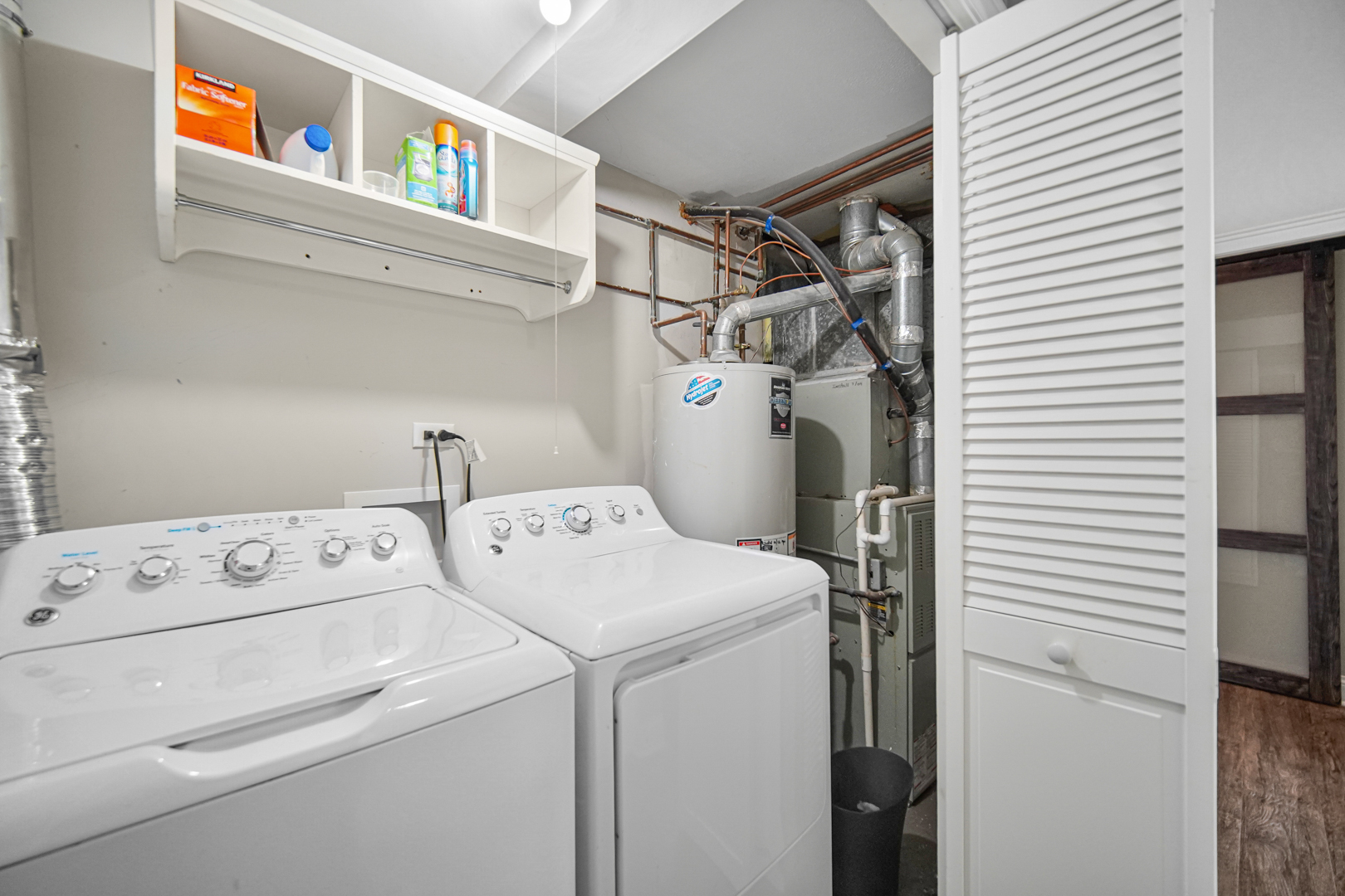 235 Roberts Road New Lenox, IL 60451 - Photo 20 of 25 a utility room with dryer and washer