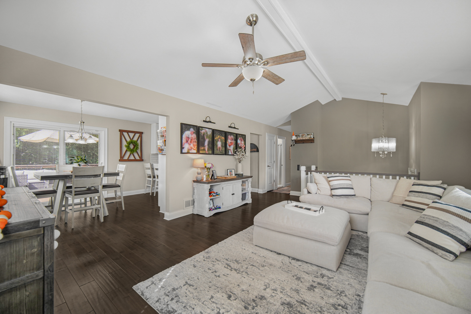 235 Roberts Road New Lenox, IL 60451 - Photo 5 of 25 a living room with furniture and a wooden floor