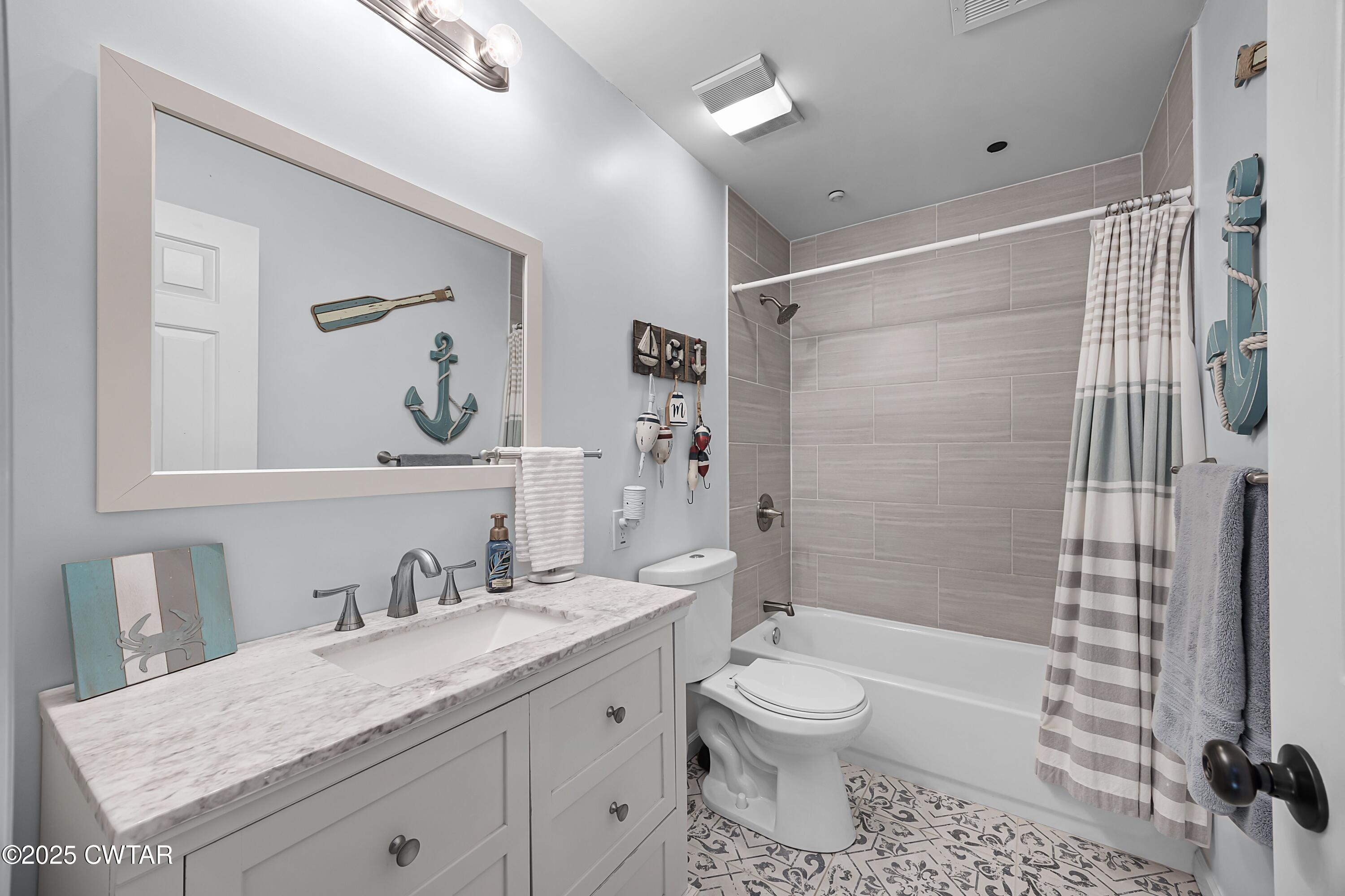 2430 Old Huntingdon Road Lexington, TN 38351 - Photo 10 of 27 DI1AjRng