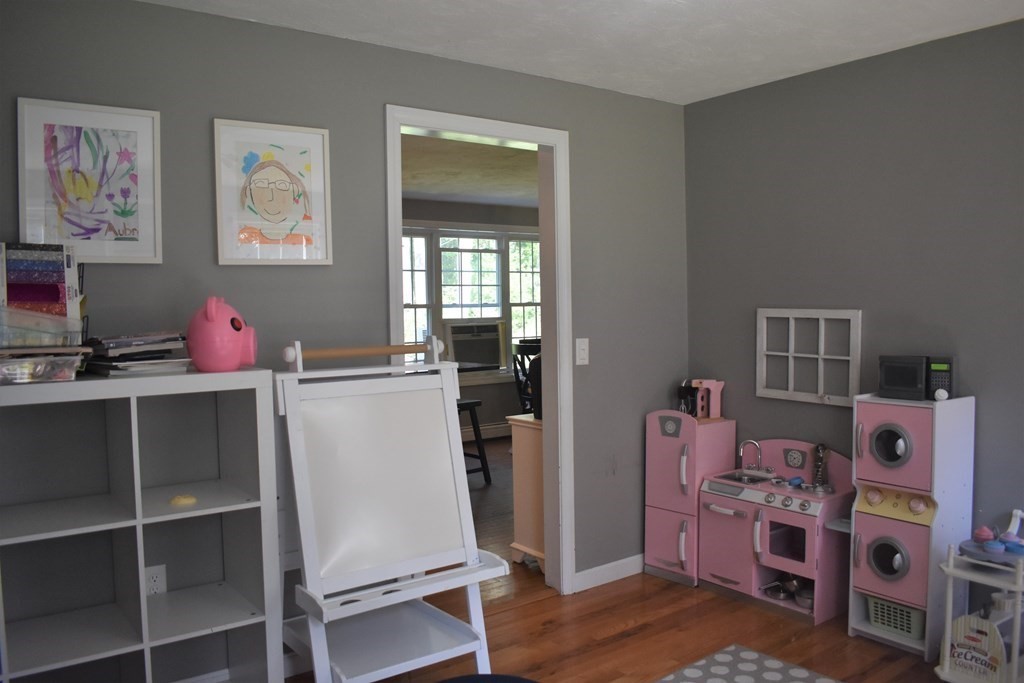 20 Lemuel Cobb Road Plympton, MA 02367 - Photo 16 of 33 Gallery Image 16