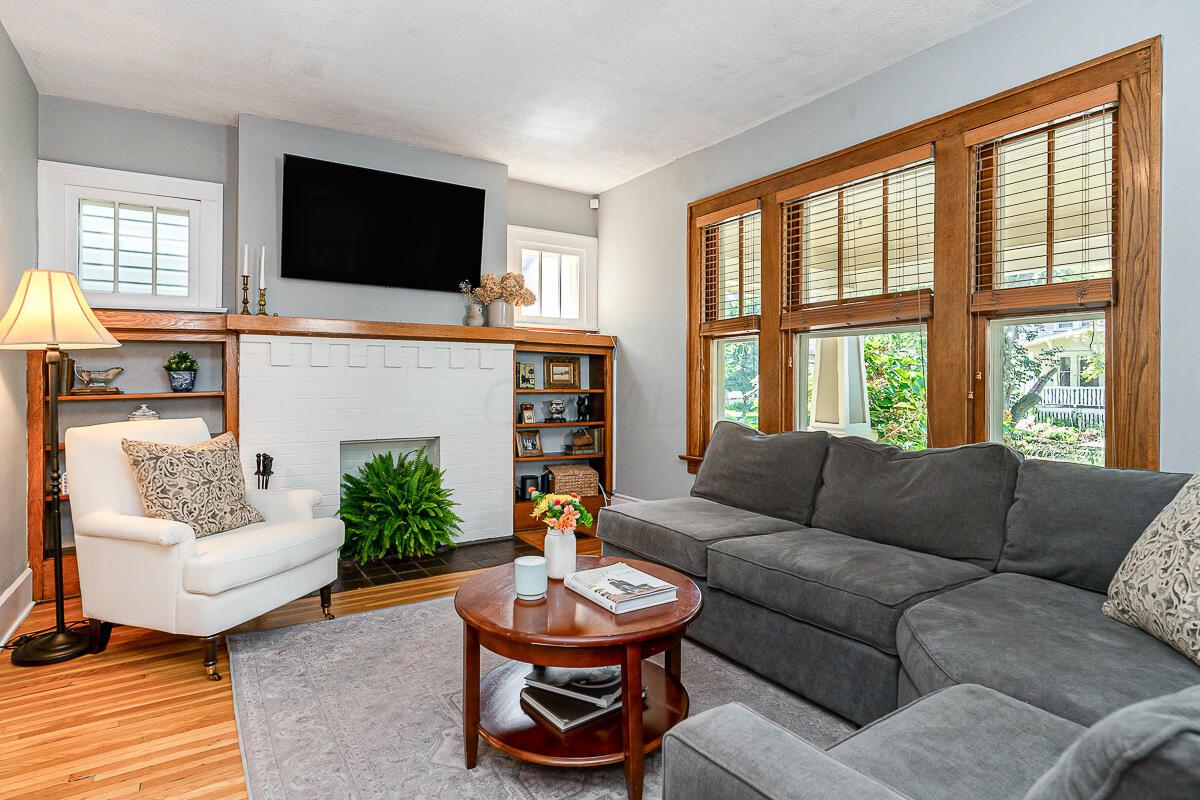 82 Brighton Road Columbus, OH 43202 - Photo 4 of 46 82_Brighton_Rd-9