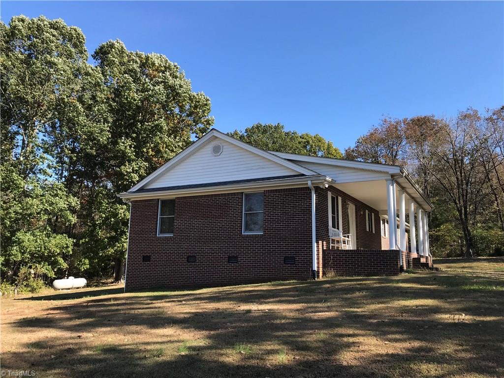 582 Charlie Garner Road Bennett, NC 27208 - Photo 5 of 26 Gallery Image 5