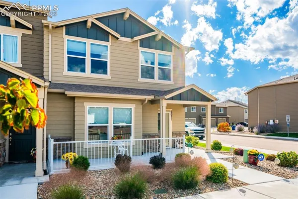$384,900 | 6071 Old Glory Drive, Colorado Springs, CO 80925