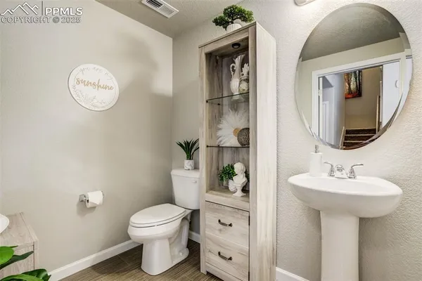 $384,900 | 6071 Old Glory Drive, Colorado Springs, CO 80925