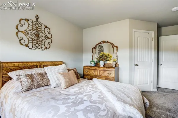 $384,900 | 6071 Old Glory Drive, Colorado Springs, CO 80925