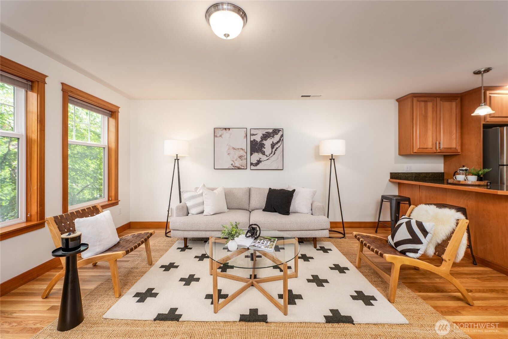 8517 Stone Avenue North, Unit B Seattle, WA 98103 - Photo 10 of 24
