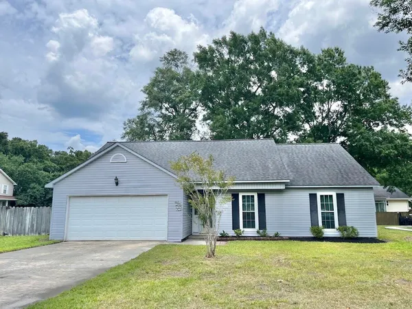 $2,300 | 8486 William Moultrie Drive, North Charleston, SC 29420