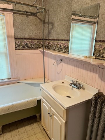 252 North Main Street, Unit 2 Orange, MA 01364 - Photo 8 of 15