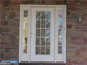 90 Ellisdale Road Allentown, NJ 08501 - Photo 3 of 12 Exterior Front