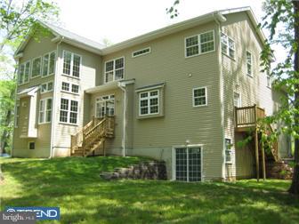 90 Ellisdale Road Allentown, NJ 08501 - Photo 4 of 12 Exterior Back