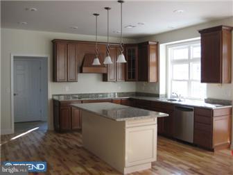90 Ellisdale Road Allentown, NJ 08501 - Photo 6 of 12 Kitchen