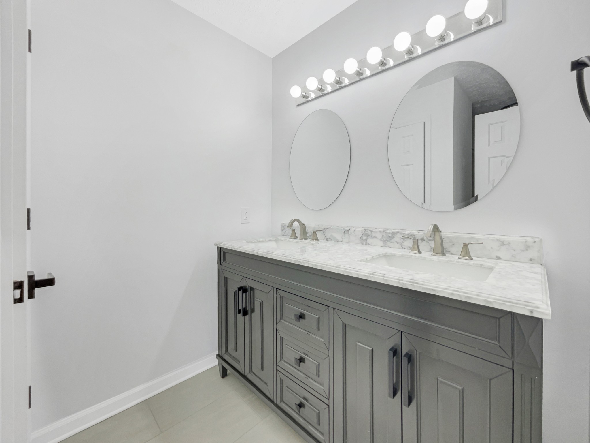 816 Ridgetop Drive Mount Juliet, TN 37122 - Photo 5 of 17 Gallery Image 5