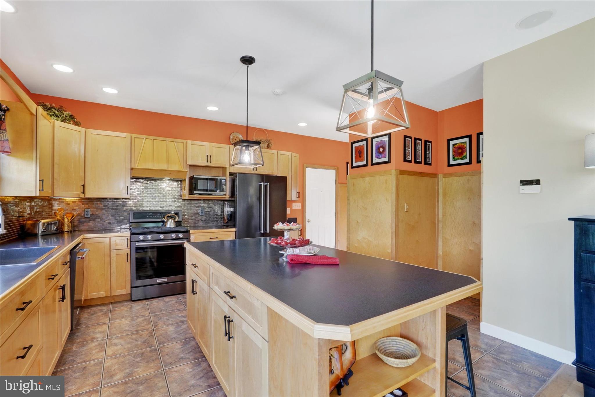 17228 Dolf Road Stewartstown, PA 17363 - Photo 13 of 43 Gallery Image 13