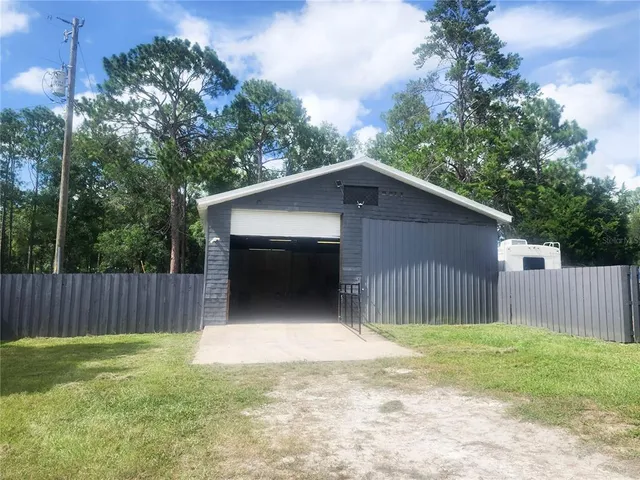 $925,000 | 18975 West Highway 328, Dunnellon, FL 34432